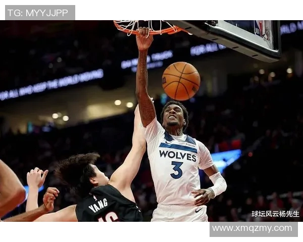 爱德华兹39分难救主,克莱·汤普森末节17分导演勇士逆转森林狼 爱德华兹39分难救主,克莱·汤普森末节17分导演勇士逆转森林狼